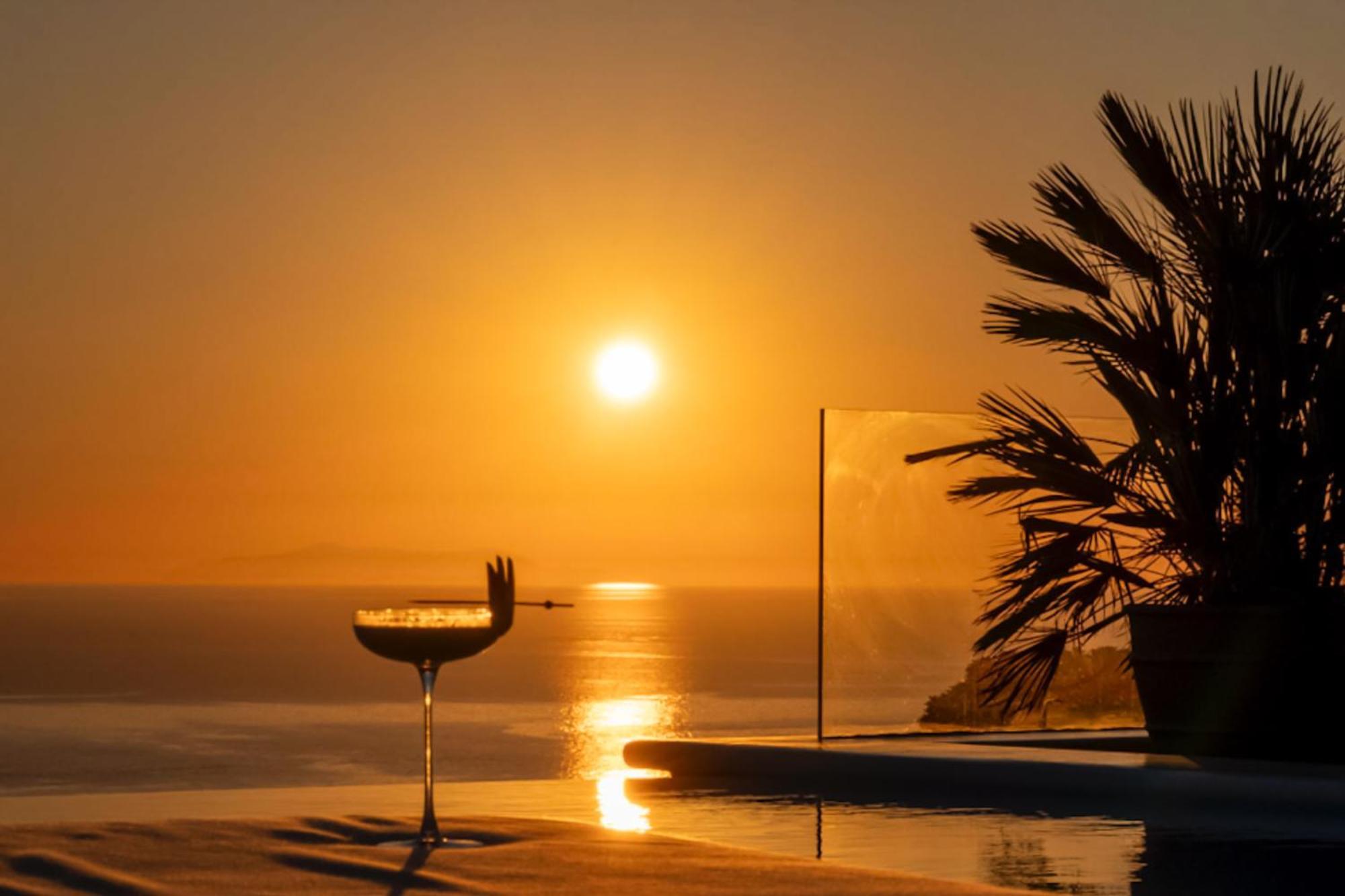 Nomia Sunset Mykonos 5*